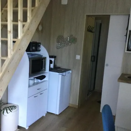 בקתה Le Pieraline ונטרון