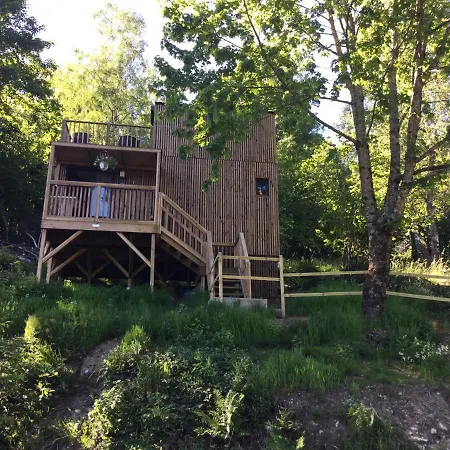 Le Pieraline בקתה ונטרון